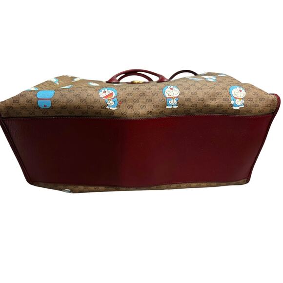 Gucci x Doraemon Large Tote from the limited-edition 2021 capsule collection - Picture 4 of 7
